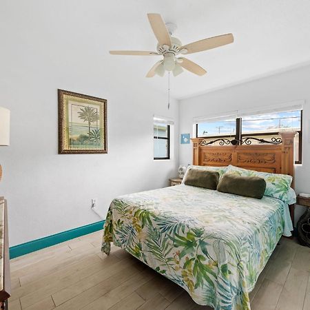 Uptown Cottage - Walk To The Beach And Restaurants Cocoa Beach Kültér fotó